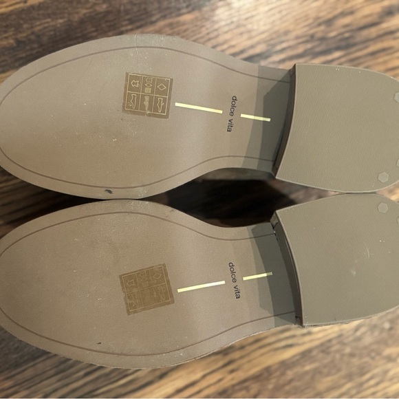 NIB Dolce Vita Brown Suede Loafers Classic Slip-Ons Size 7 - Picture 10 of 10